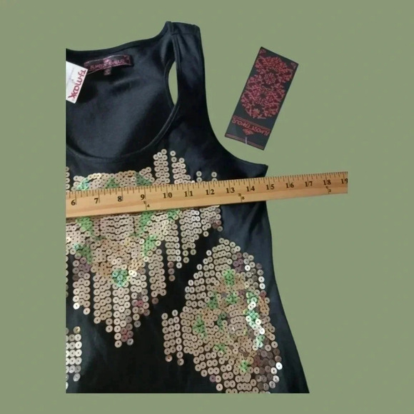 -Almost Famous sequin tank top black gold & green sequin color - Picture 5 of 6